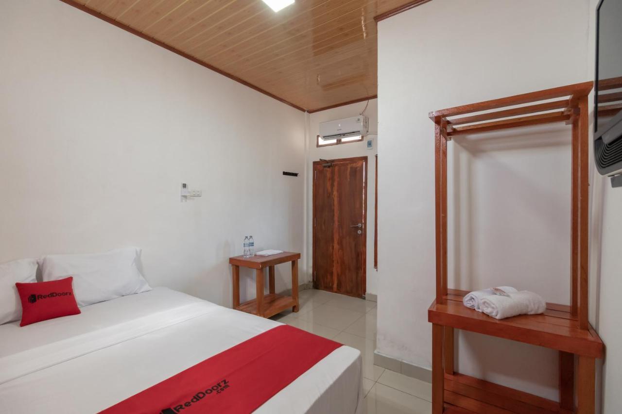 Reddoorz Syariah Near Jakabaring Sport City Palembang Exteriör bild