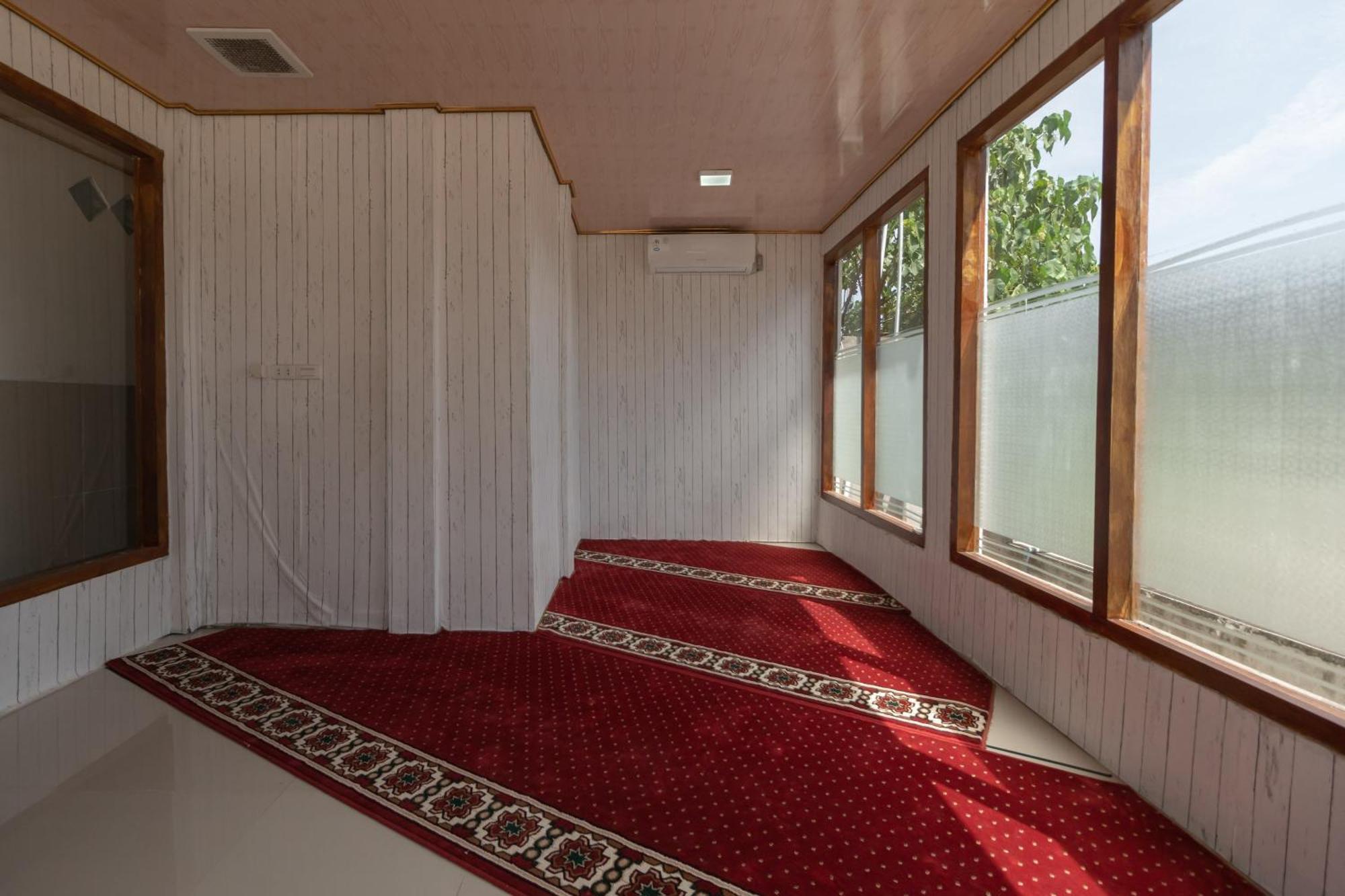 Reddoorz Syariah Near Jakabaring Sport City Palembang Exteriör bild
